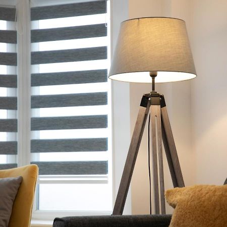 דירות לינקולן Near Hospital, Netflix, Sleeps Up To 3, Fast Wi-Fi מראה חיצוני תמונה