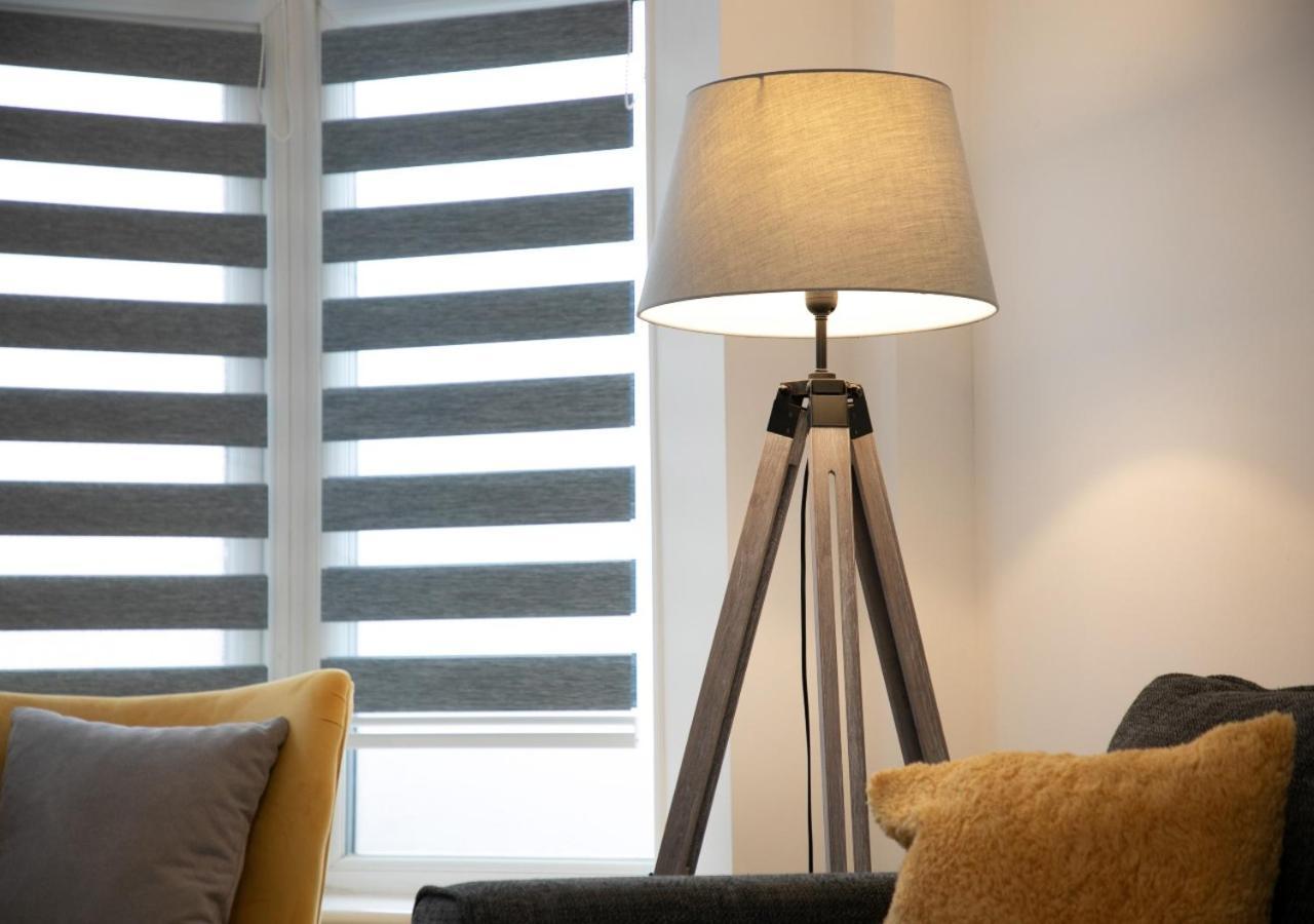 דירות לינקולן Near Hospital, Netflix, Sleeps Up To 3, Fast Wi-Fi מראה חיצוני תמונה